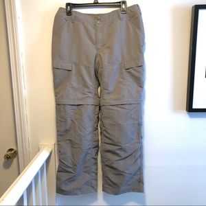 Women’s North Face hiking shorts / pants size 12
